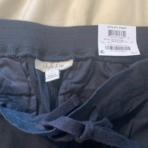 Utility Style and Co midrise comfort waist, black size L